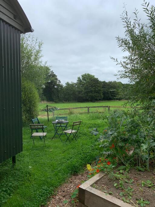 Rushford Shepherd'S Hut Newton Abbot Exterior photo